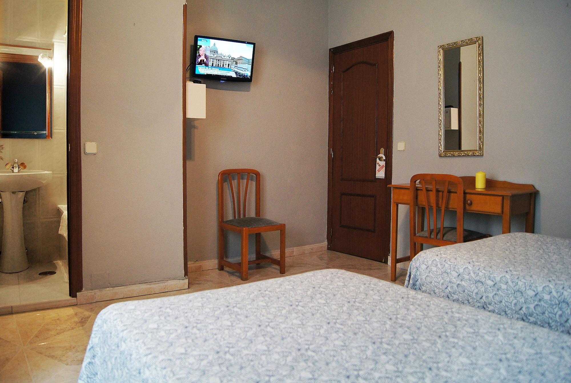 Hostal Fuencarral Kryse - Madrid, Madrid