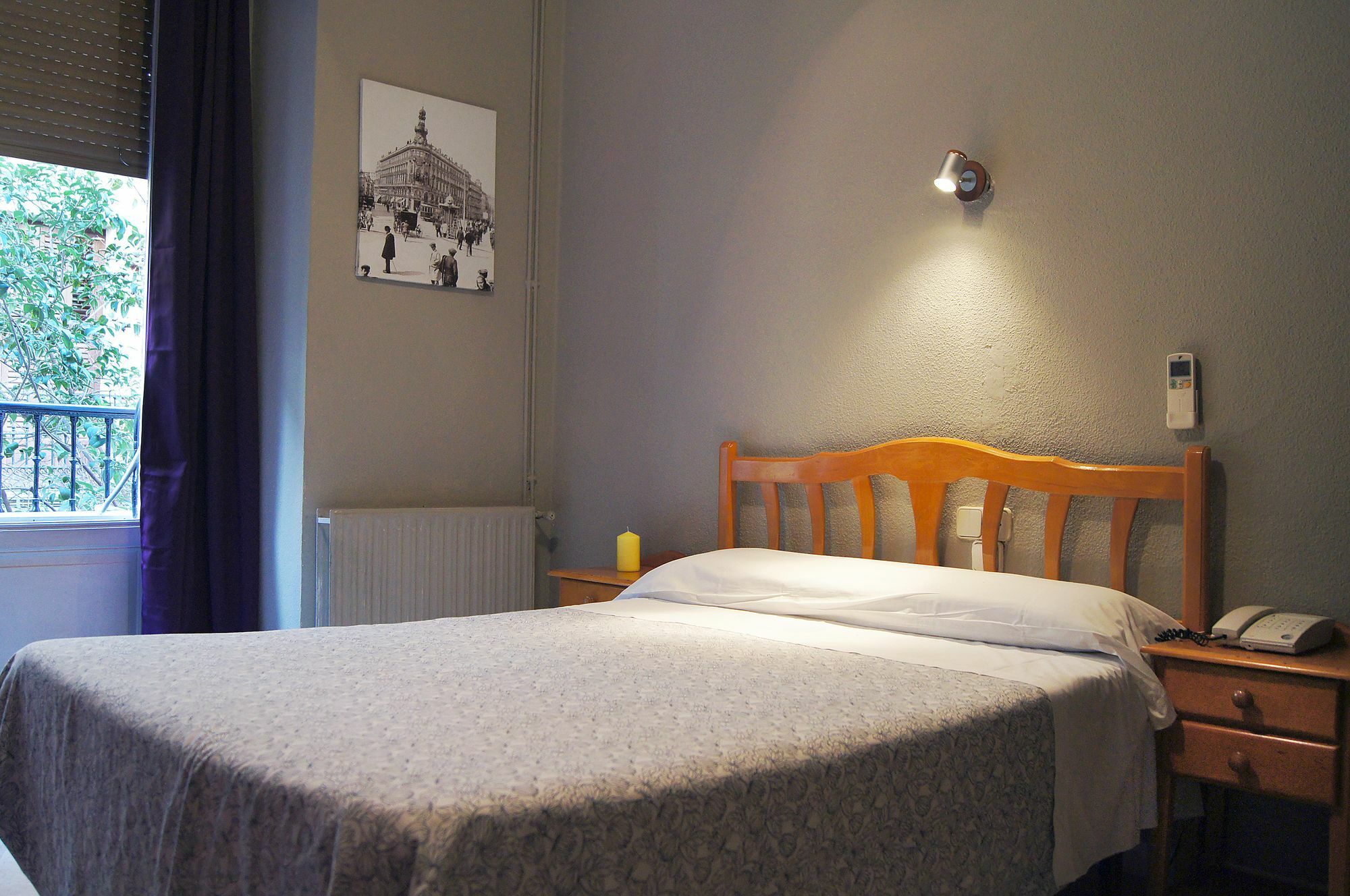 Hostal Fuencarral Kryse - Madrid — Photos 3